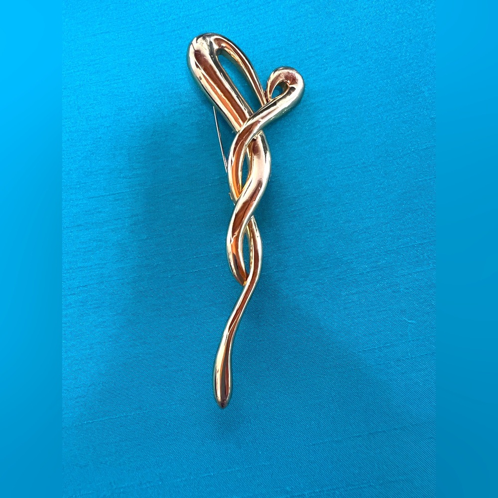 Vintage Swirled Heart Pin